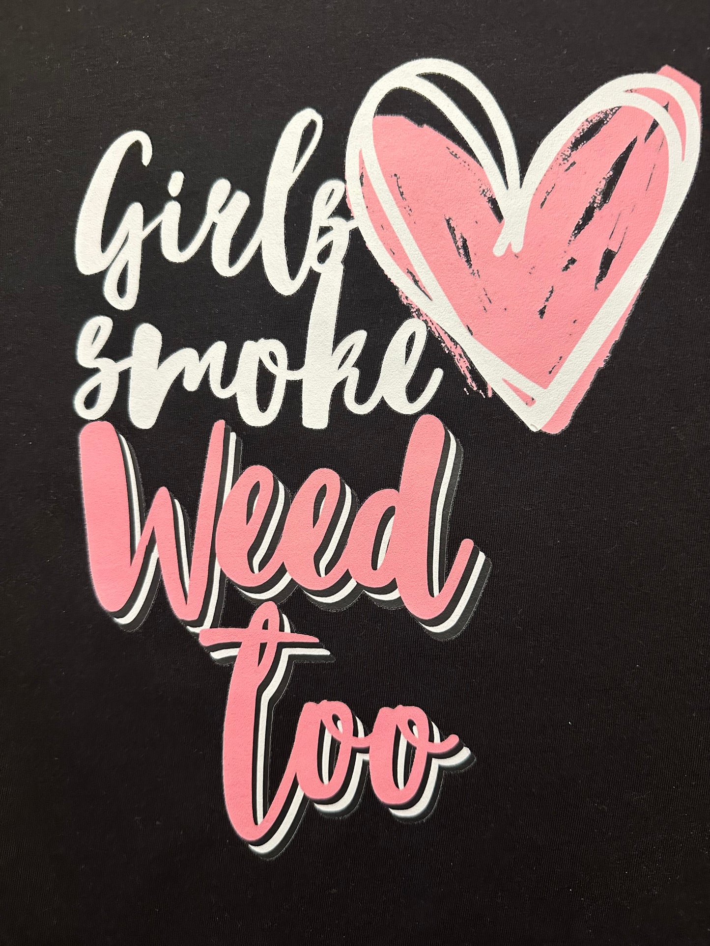 Girls smoke too